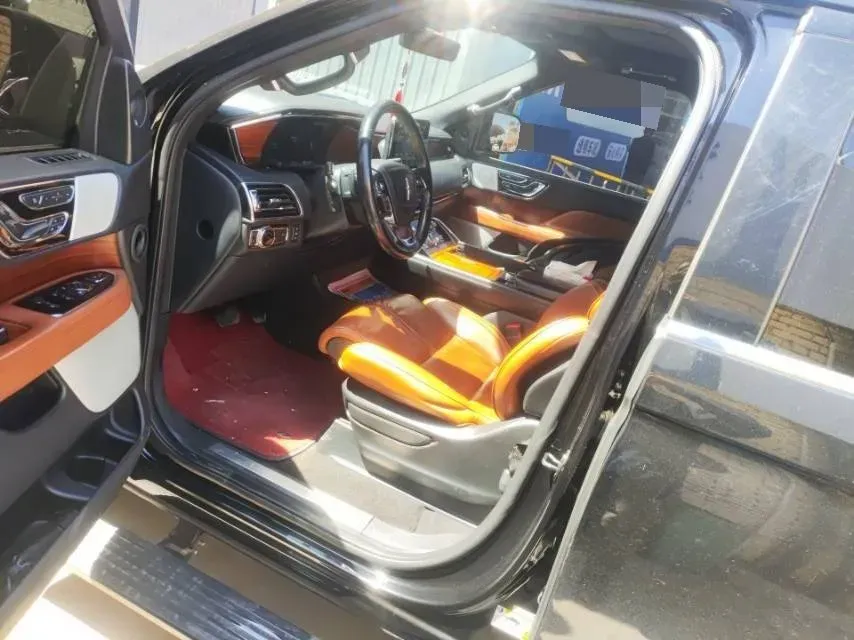 2018 Lincoln Navigator 3.5T 415HP V6 10AT,autocango,china used car exporter,china ev exporter,chinese used car exporter,chinese used ev exporter