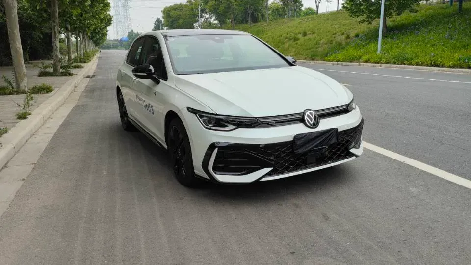 2025 Volkswagen Golf 1.5T 160HP L4 7DCT,autocango,china used car exporter,china ev exporter,chinese used car exporter,chinese used ev exporter