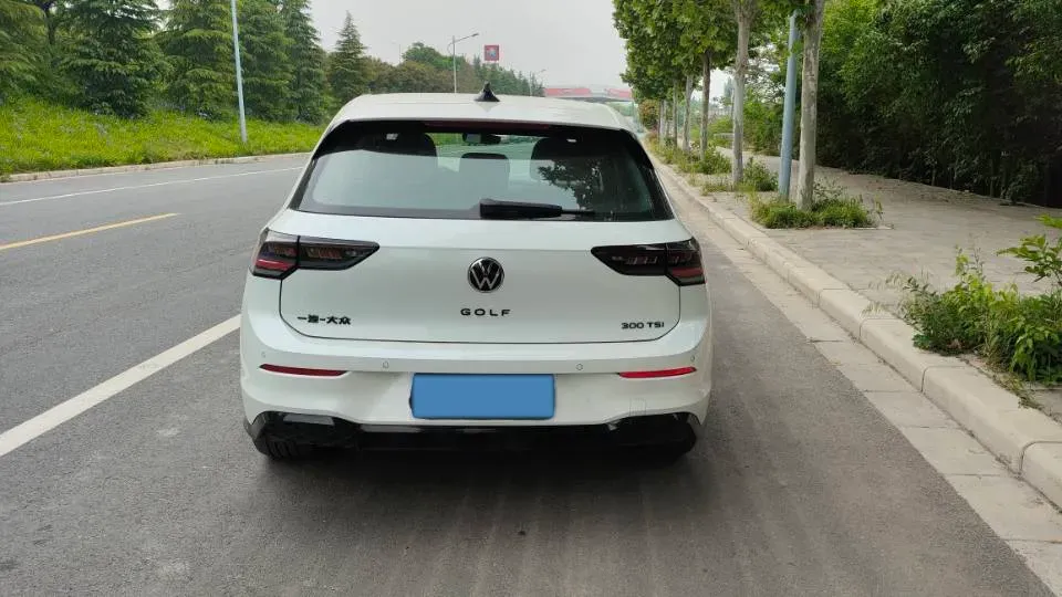 2025 Volkswagen Golf 1.5T 160HP L4 7DCT,autocango,china used car exporter,china ev exporter,chinese used car exporter,chinese used ev exporter