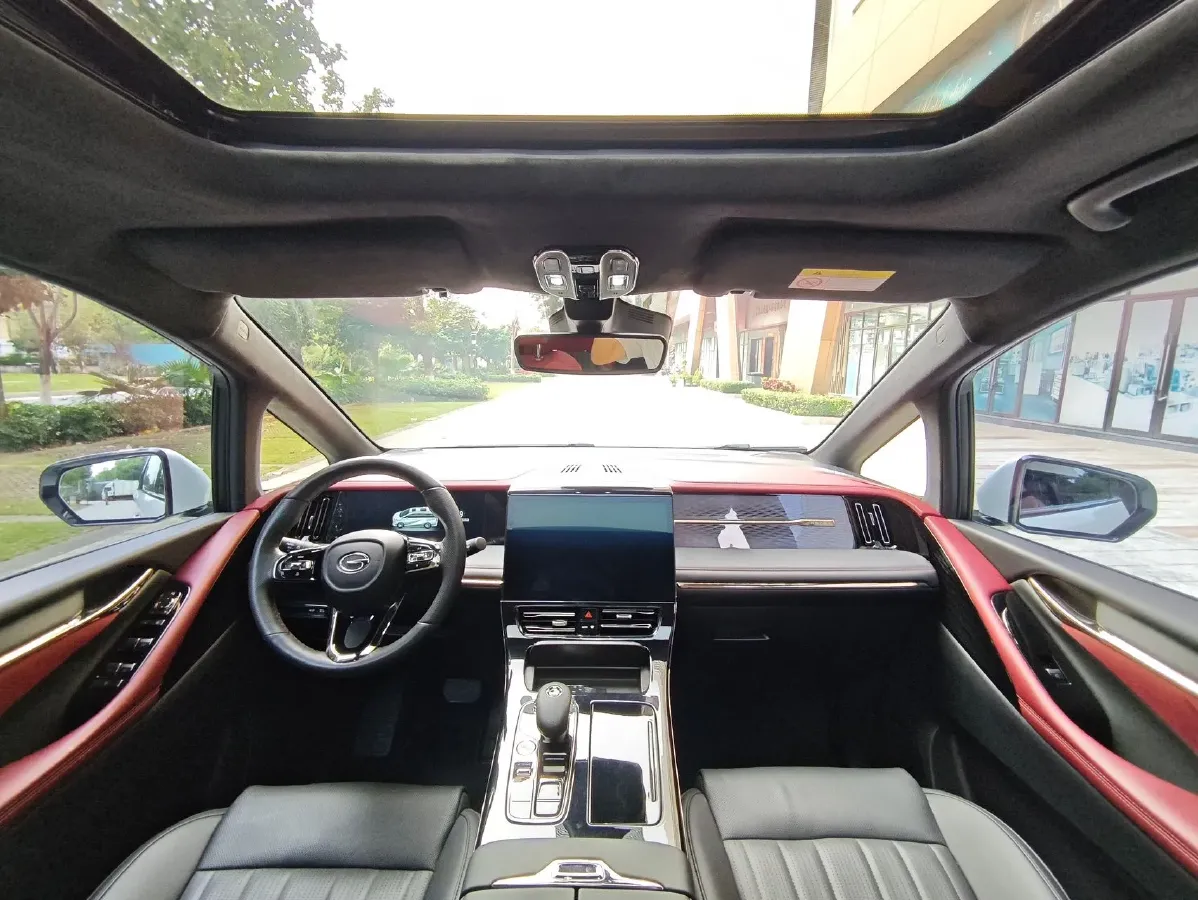 2024 GAC Trumpchi M8 2.0T 190HP L4 E-CVT Hybrid,autocango,china used car exporter,china ev exporter,chinese used car exporter,chinese used ev exporter