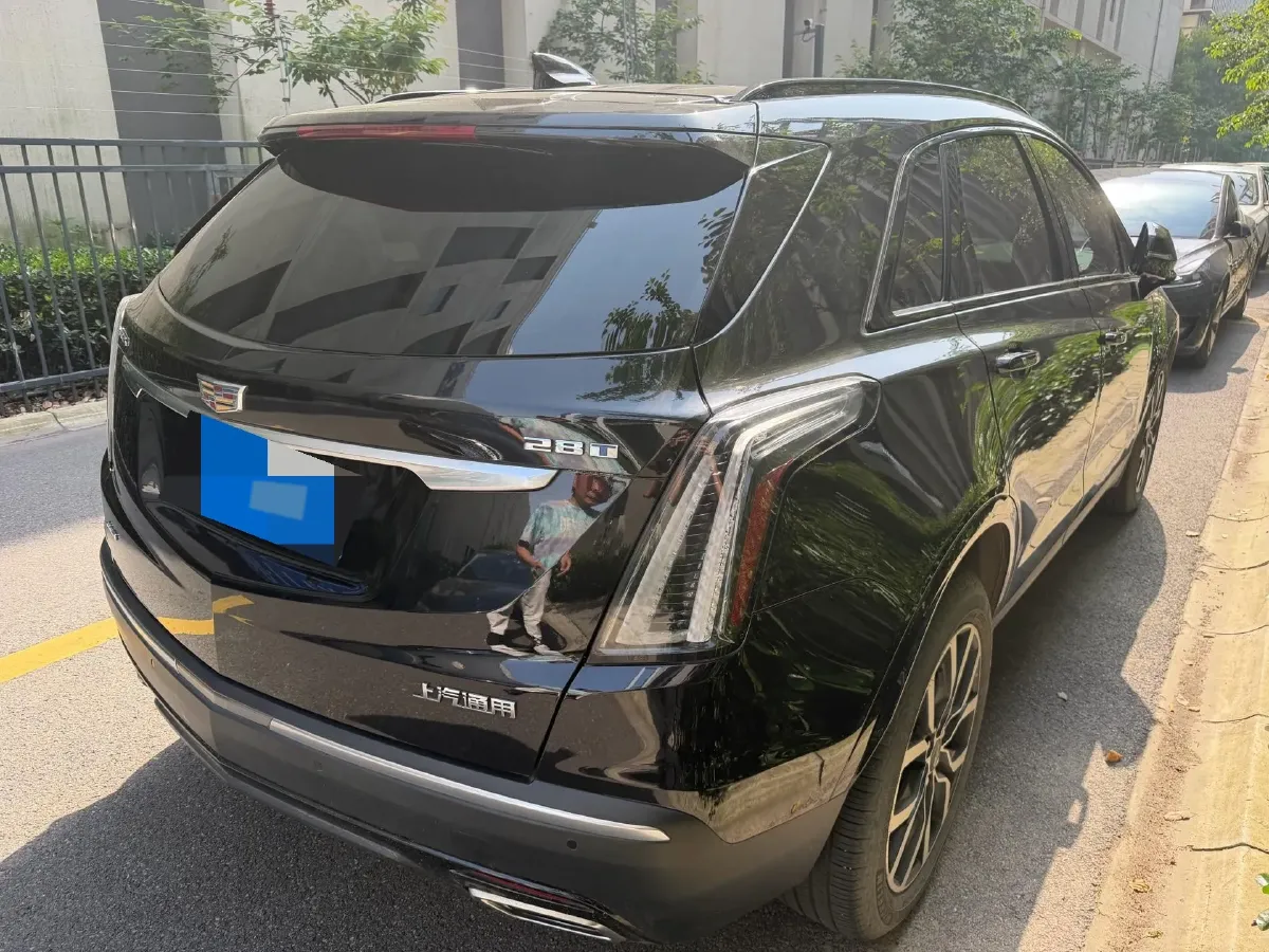 2022 Cadillac XT5 2.0T 237HP L4 9AT,autocango,china used car exporter,china ev exporter,chinese used car exporter,chinese used ev exporter