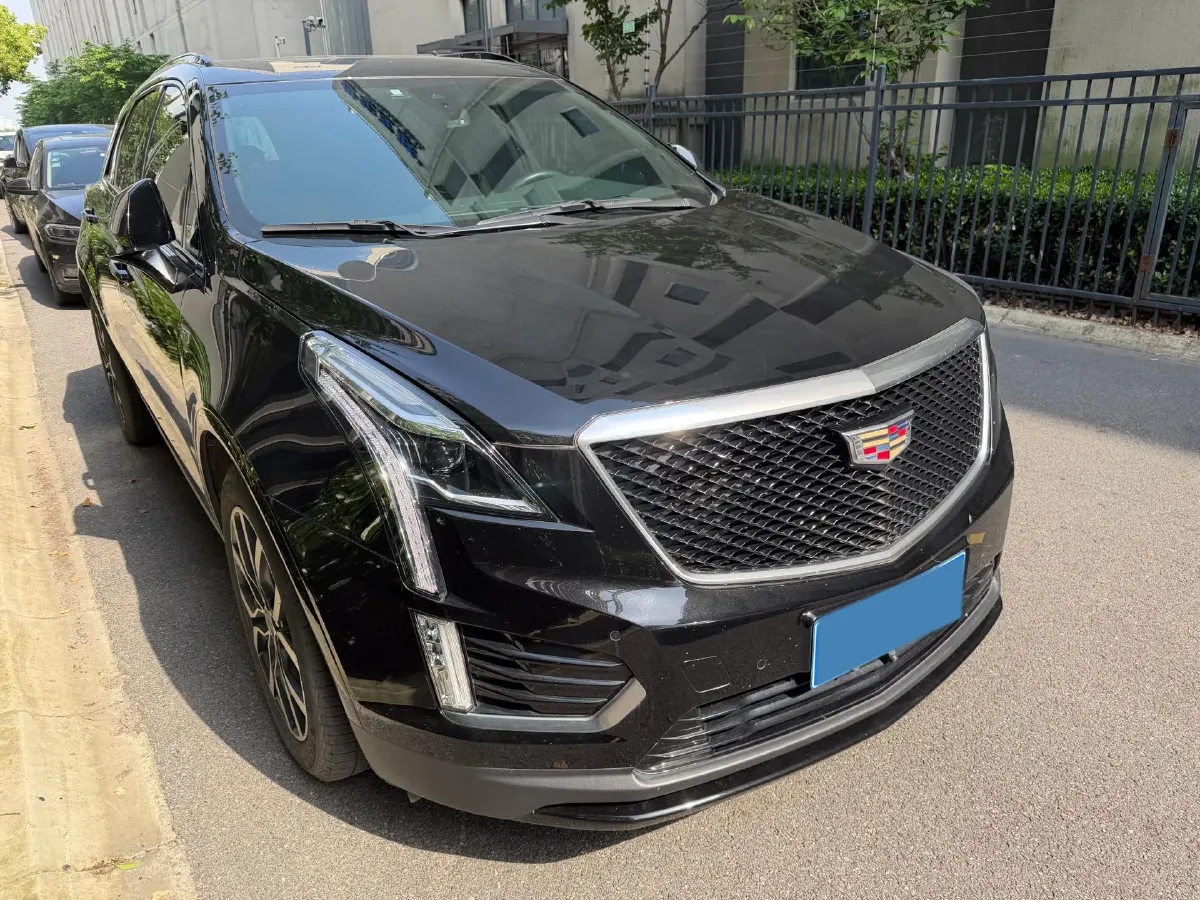 2022 Cadillac XT5 2.0T 237HP L4 9AT,autocango,china used car exporter,china ev exporter,chinese used car exporter,chinese used ev exporter