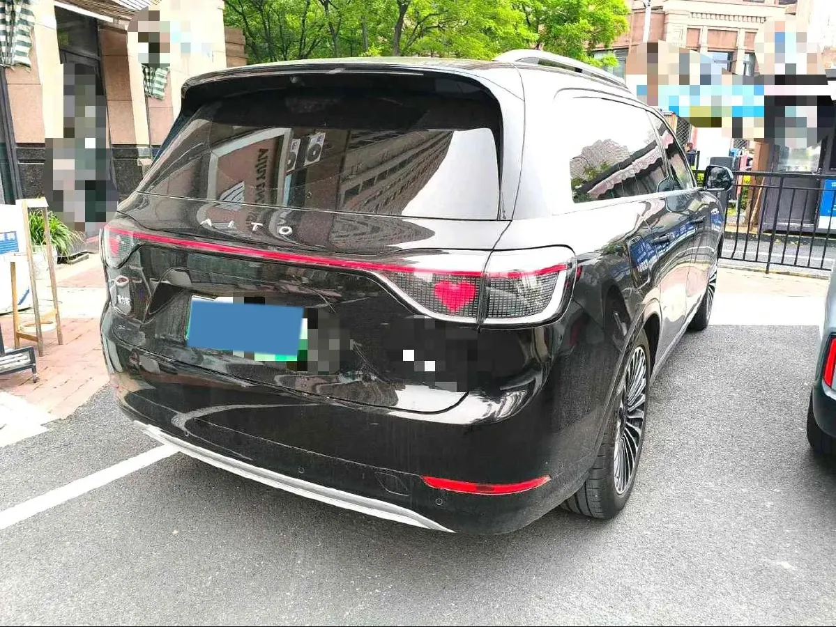 2024 AITO AITO M9 1.5T 152HP L4 REEV 42KWH,autocango,china used car exporter,china ev exporter,chinese used car exporter,chinese used ev exporter