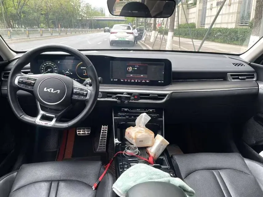 2021 Mazda CX-4 2.5L 192HP L4 6AT,autocango,china used car exporter,china ev exporter,chinese used car exporter,chinese used ev exporter