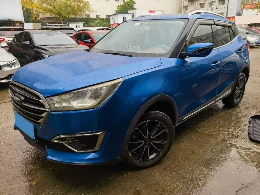 2017 Zotye T300 1.5L 112HP L4 5MT,autocango,china used car exporter,china ev exporter,chinese used car exporter,chinese used ev exporter