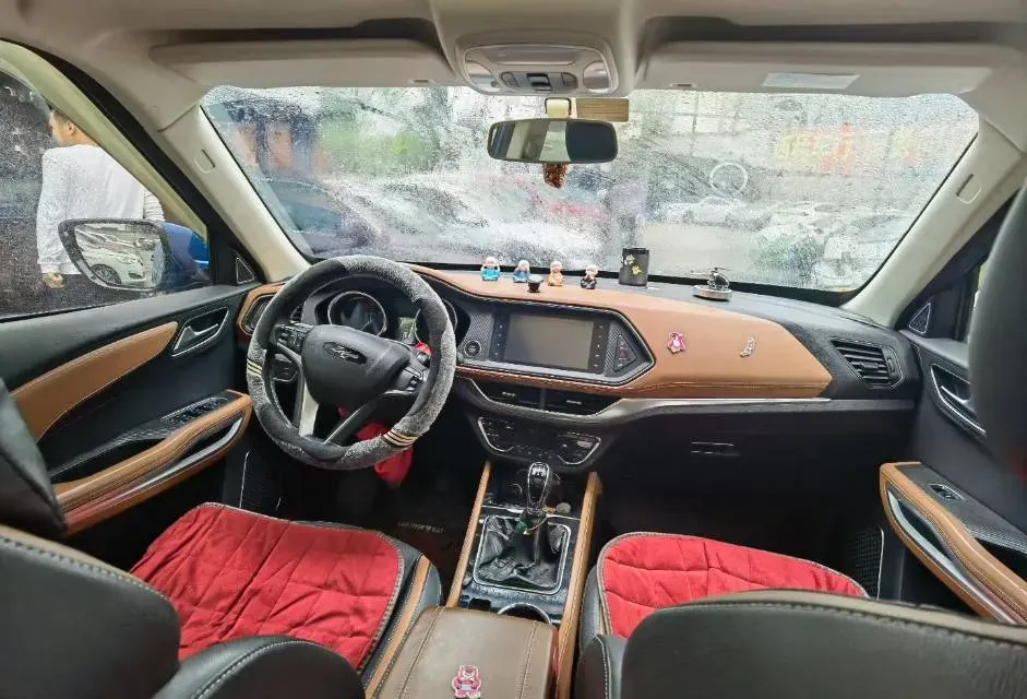 2017 Zotye T300 1.5L 112HP L4 5MT,autocango,china used car exporter,china ev exporter,chinese used car exporter,chinese used ev exporter