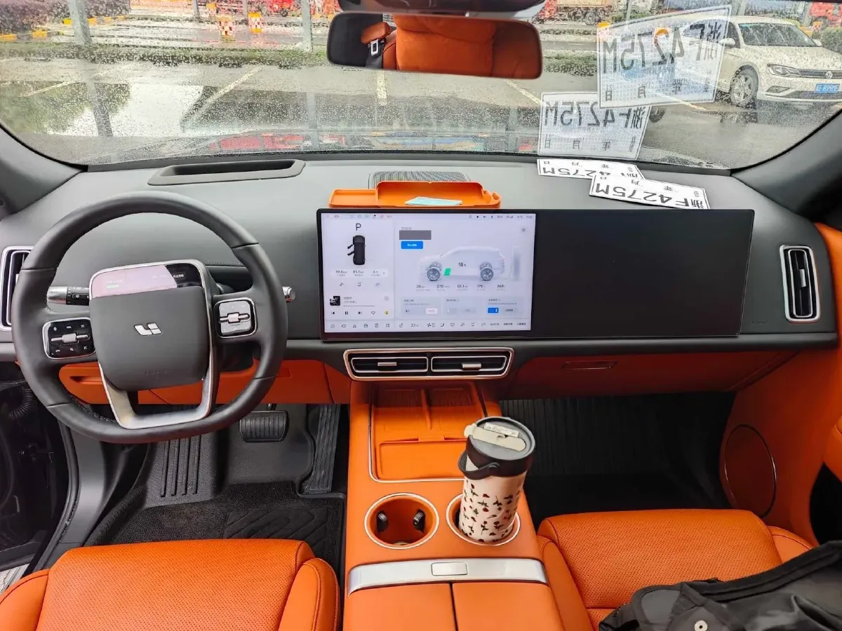 2024 Li L8 Range Extended 154HP REEV 42.8KWH,autocango,china used car exporter,china ev exporter,chinese used car exporter,chinese used ev exporter