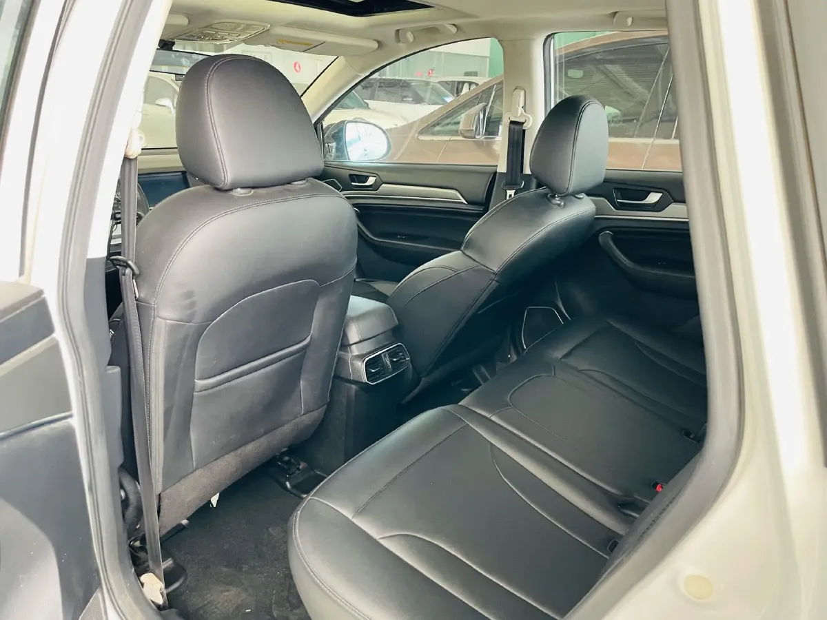 2018 Haval H6 1.5T 150HP L4 7DCT,autocango,china used car exporter,china ev exporter,chinese used car exporter,chinese used ev exporter