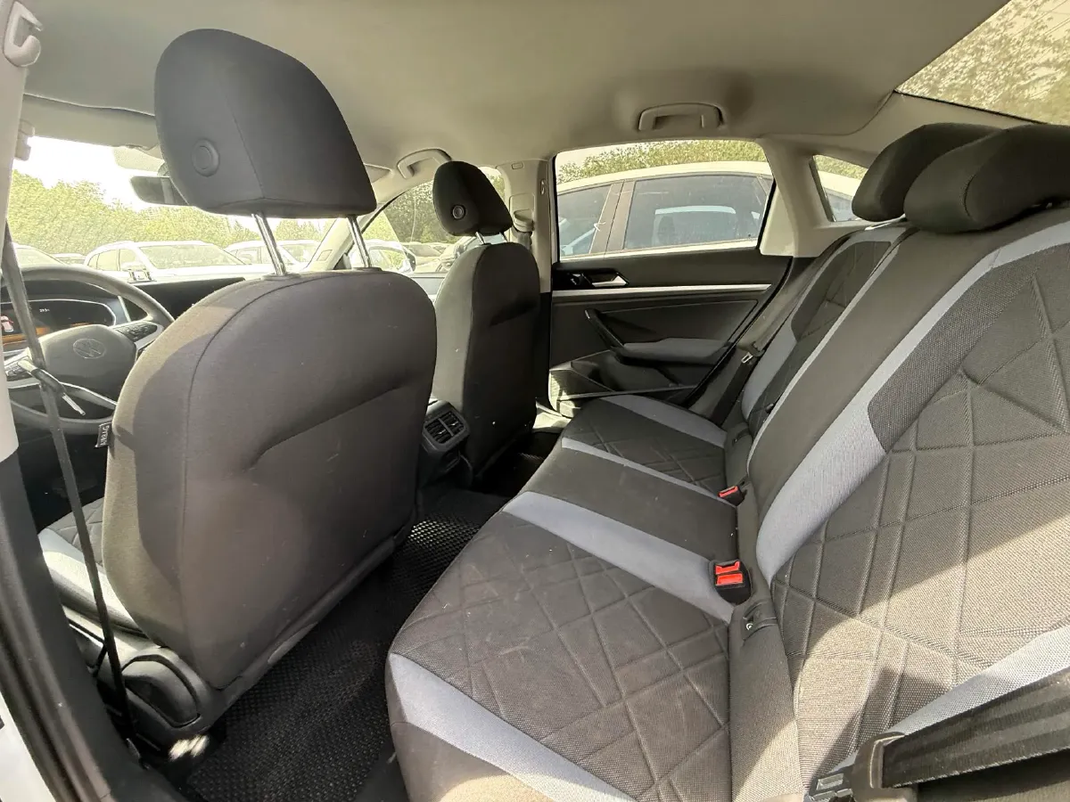 2023 Volkswagen Lavida 1.5L 113HP L4 6AT,autocango,china used car exporter,china ev exporter,chinese used car exporter,chinese used ev exporter