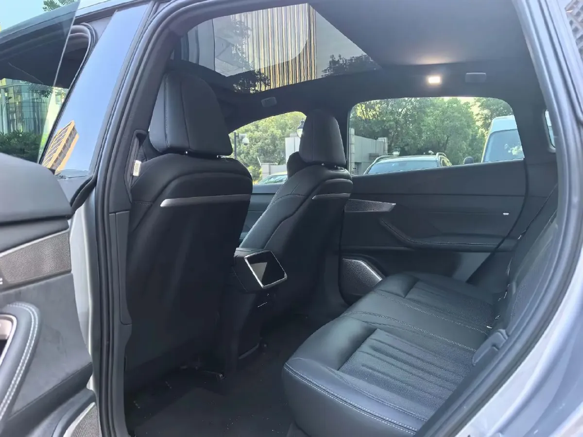 2024 ONVO L60 BEV 60KWH,autocango,china used car exporter,china ev exporter,chinese used car exporter,chinese used ev exporter