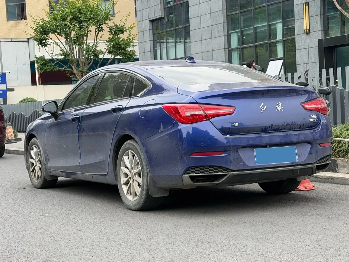 2019 HongQi H5 1.8T 180HP L4 6AT,autocango,china used car exporter,china ev exporter,chinese used car exporter,chinese used ev exporter