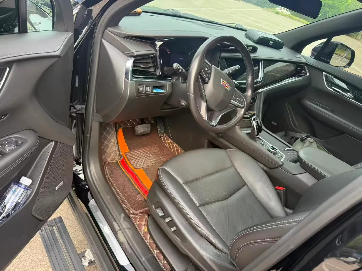 2021 Cadillac XT6 2.0T 237HP L4 9AT,autocango,china used car exporter,china ev exporter,chinese used car exporter,chinese used ev exporter