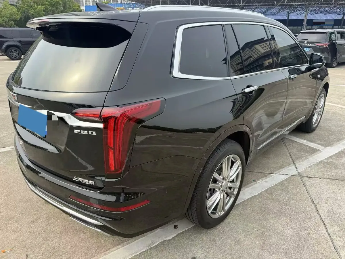 2021 Cadillac XT6 2.0T 237HP L4 9AT,autocango,china used car exporter,china ev exporter,chinese used car exporter,chinese used ev exporter