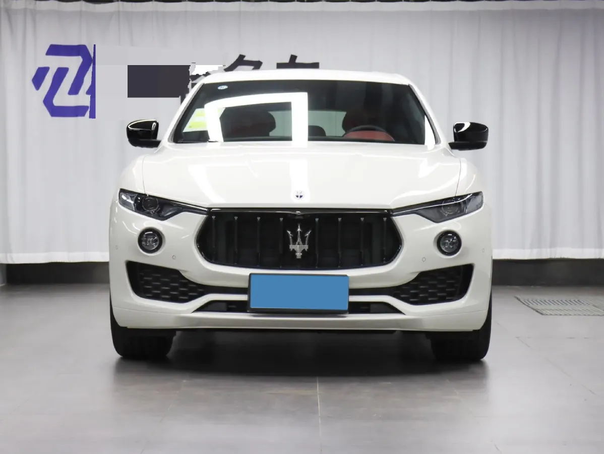 2023 Alfa Romeo Giulia 2.9T 520HP V6 8AT,autocango,china used car exporter,china ev exporter,chinese used car exporter,chinese used ev exporter