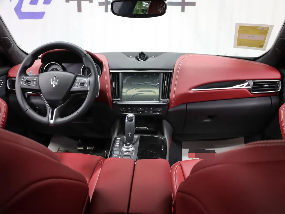 2023 Alfa Romeo Giulia 2.9T 520HP V6 8AT,autocango,china used car exporter,china ev exporter,chinese used car exporter,chinese used ev exporter