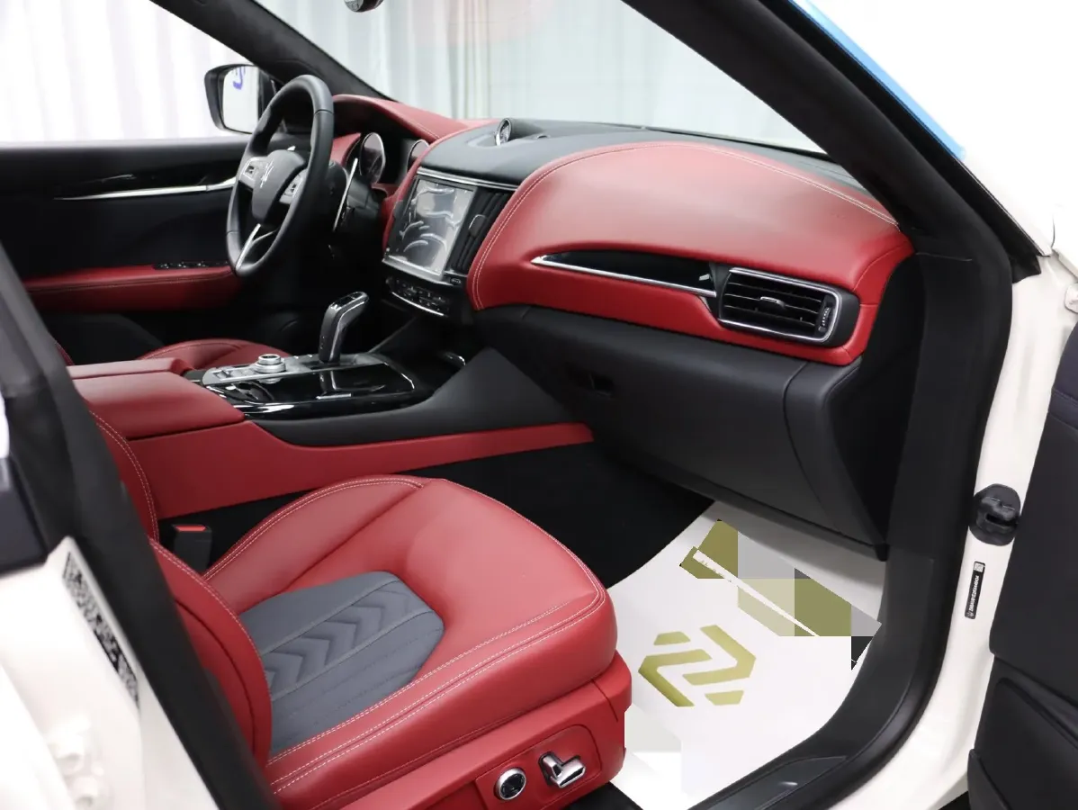 2023 Alfa Romeo Giulia 2.9T 520HP V6 8AT,autocango,china used car exporter,china ev exporter,chinese used car exporter,chinese used ev exporter