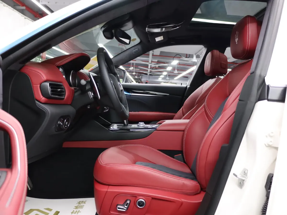 2023 Alfa Romeo Giulia 2.9T 520HP V6 8AT,autocango,china used car exporter,china ev exporter,chinese used car exporter,chinese used ev exporter