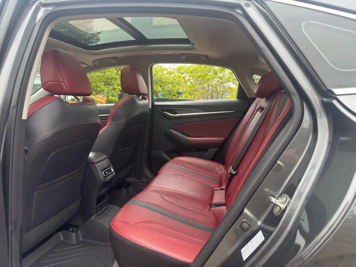 2021 ChangAn Eado 1.4T 160HP L4 7DCT,autocango,china used car exporter,china ev exporter,chinese used car exporter,chinese used ev exporter