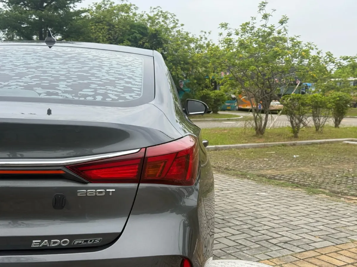 2021 ChangAn Eado 1.4T 160HP L4 7DCT,autocango,china used car exporter,china ev exporter,chinese used car exporter,chinese used ev exporter