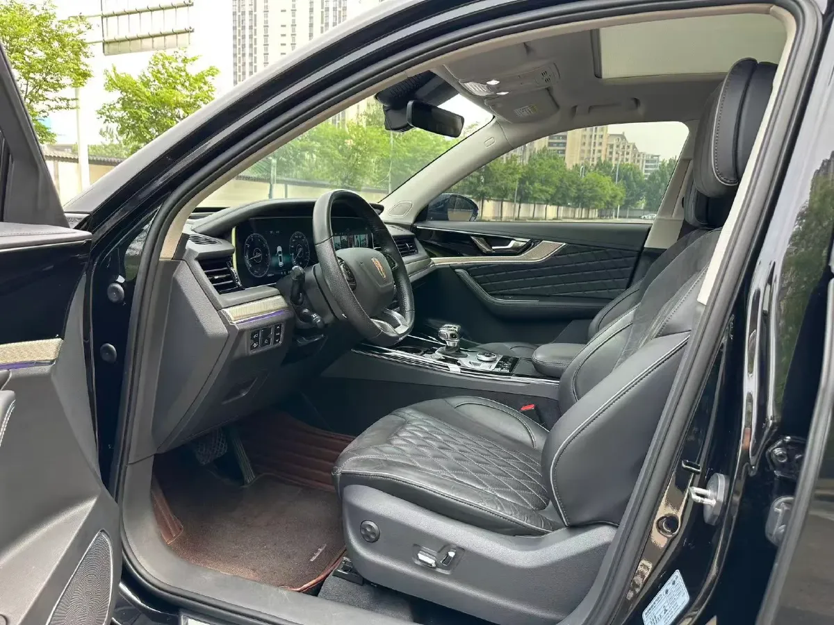 2019 HongQi HS5 2.0T 224HP L4 6AT,autocango,china used car exporter,china ev exporter,chinese used car exporter,chinese used ev exporter