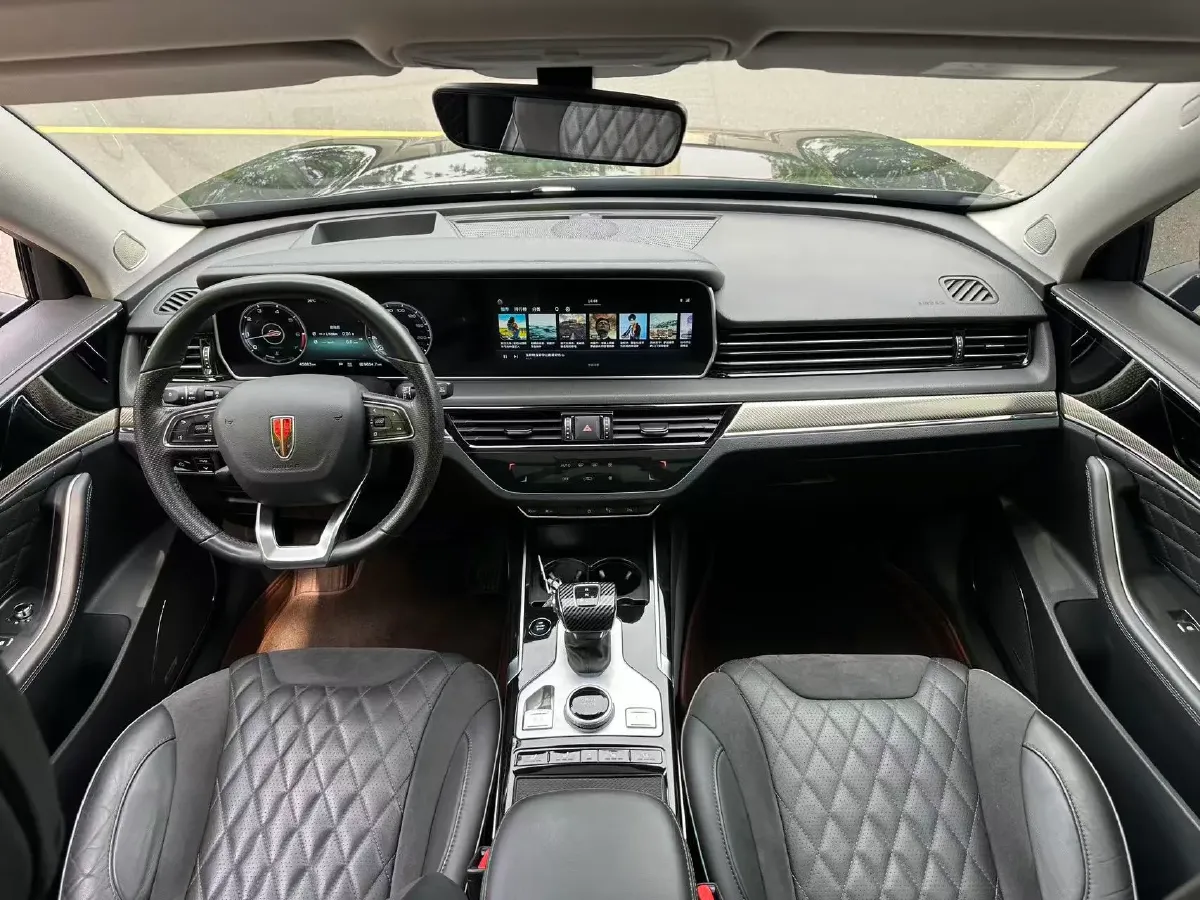 2019 HongQi HS5 2.0T 224HP L4 6AT,autocango,china used car exporter,china ev exporter,chinese used car exporter,chinese used ev exporter
