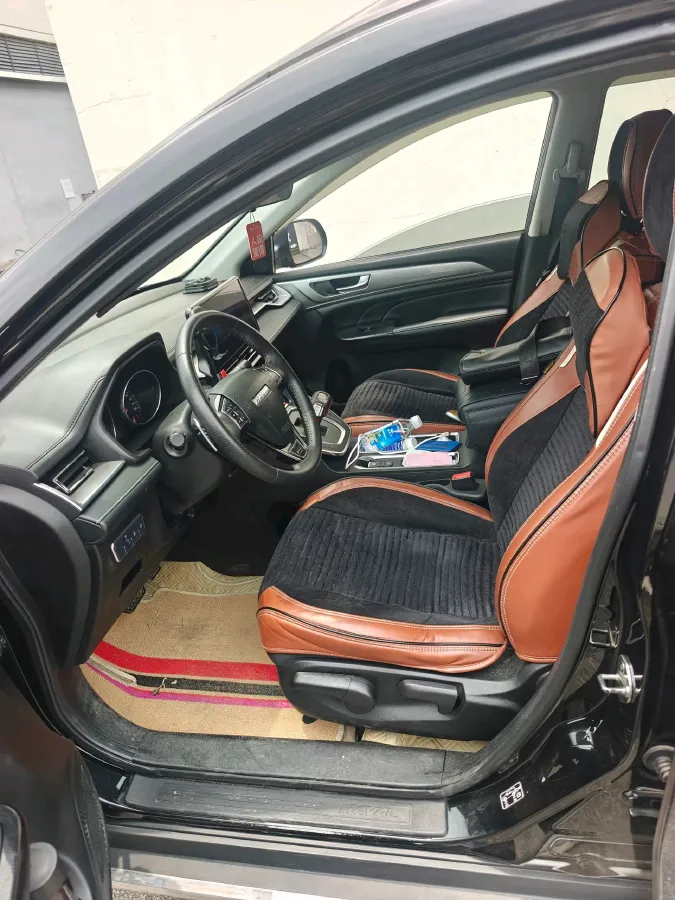 2021 Haval M6 1.5T 150HP L4 7DCT,autocango,china used car exporter,china ev exporter,chinese used car exporter,chinese used ev exporter