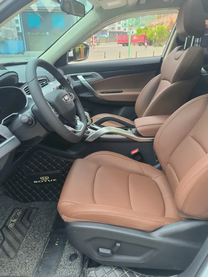 2021 Ford Escort 1.5L 122HP L3 6AT,autocango,china used car exporter,china ev exporter,chinese used car exporter,chinese used ev exporter