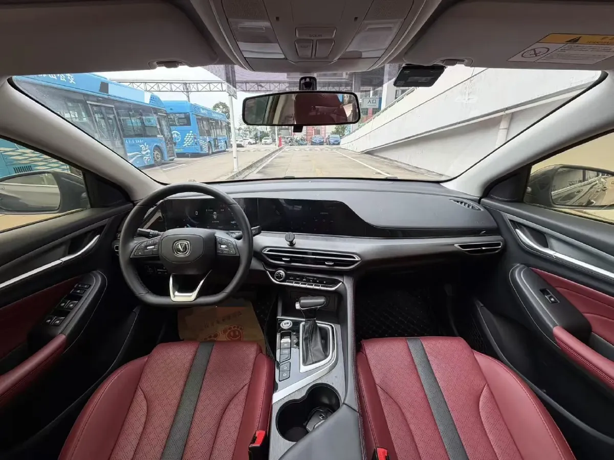 2021 ChangAn Eado 1.4T 160HP L4 7DCT,autocango,china used car exporter,china ev exporter,chinese used car exporter,chinese used ev exporter