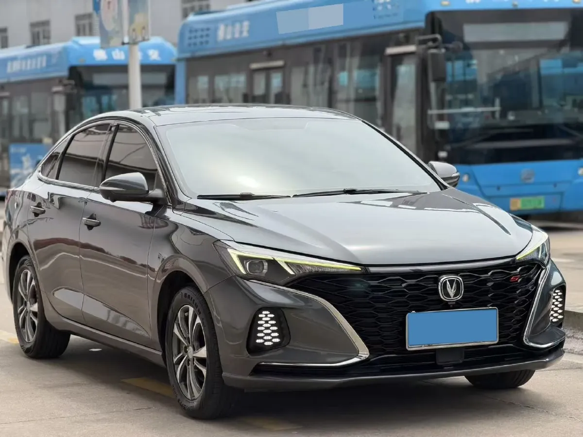 2021 ChangAn Eado 1.4T 160HP L4 7DCT,autocango,china used car exporter,china ev exporter,chinese used car exporter,chinese used ev exporter