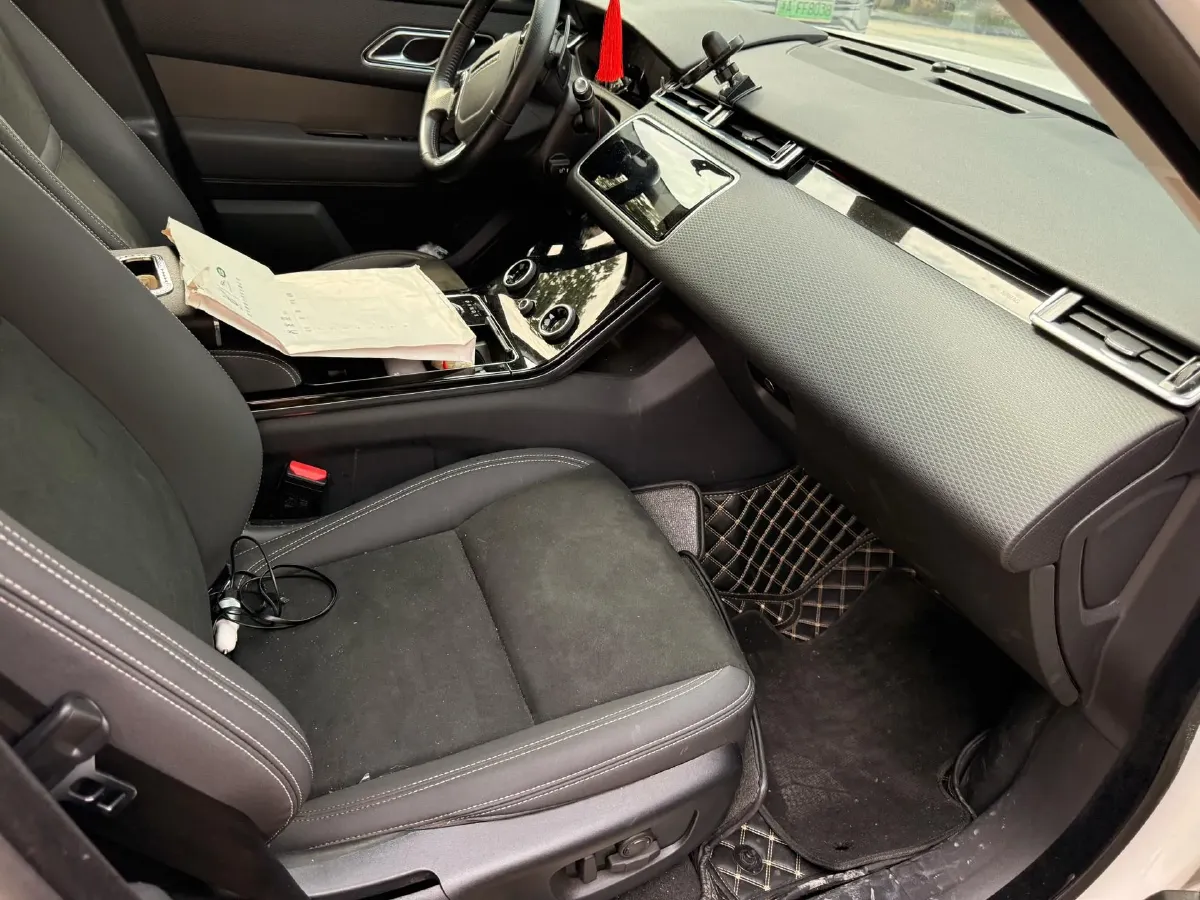 2020 Land Rover Range Rover Velar 2.0T 250HP L4 8AT,autocango,china used car exporter,china ev exporter,chinese used car exporter,chinese used ev exporter