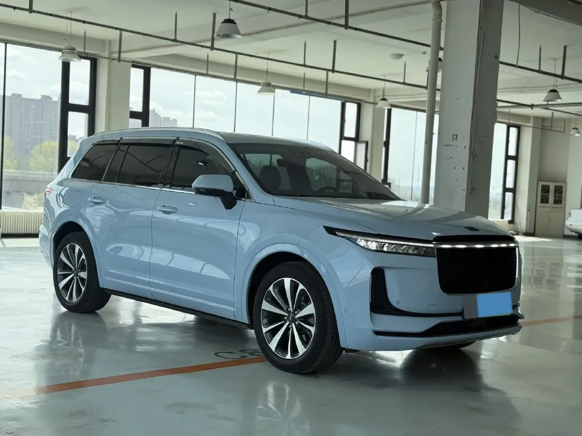 2020 Li ONE Range Extended 131HP REEV 40.5KWH,autocango,china used car exporter,china ev exporter,chinese used car exporter,chinese used ev exporter