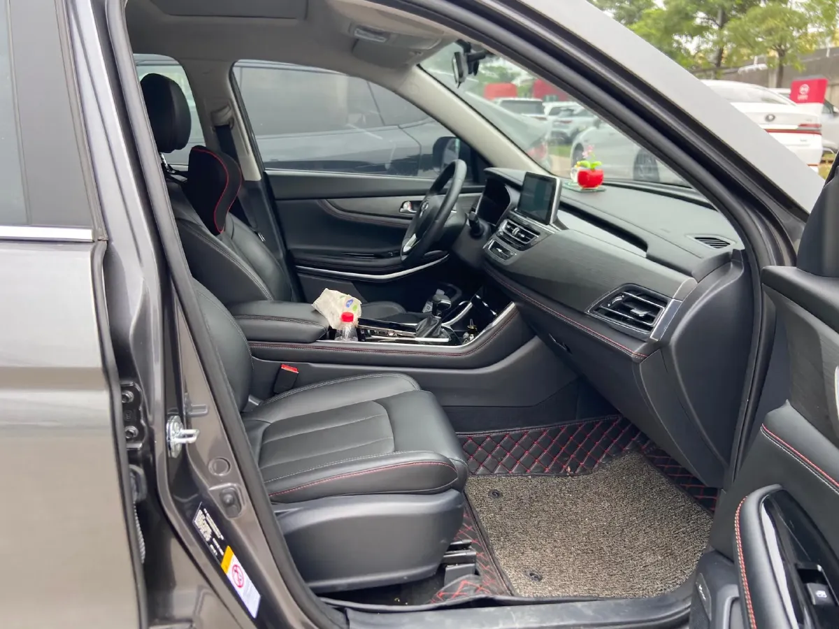 2021 ChangAn CS75 1.5T 178HP L4 7DCT,autocango,china used car exporter,china ev exporter,chinese used car exporter,chinese used ev exporter