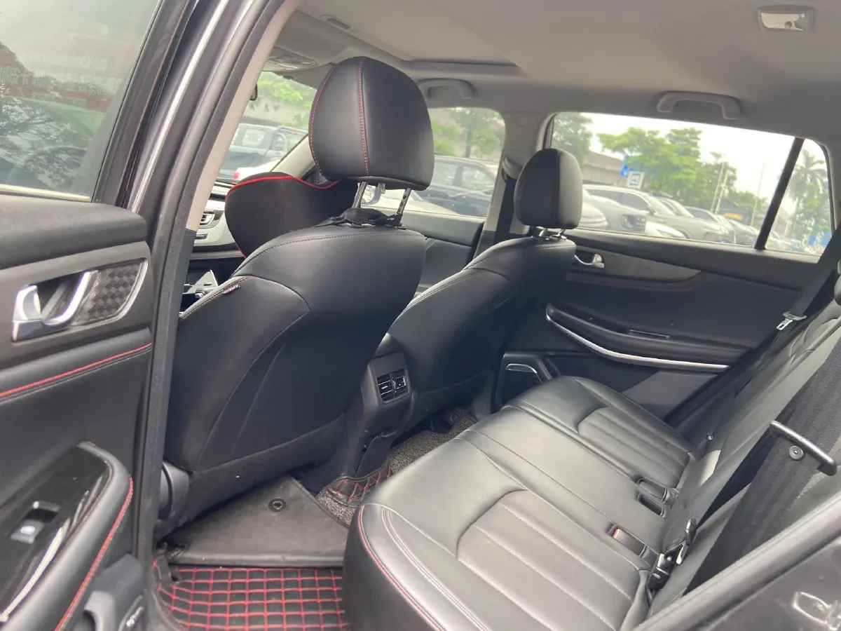 2021 ChangAn CS75 1.5T 178HP L4 7DCT,autocango,china used car exporter,china ev exporter,chinese used car exporter,chinese used ev exporter