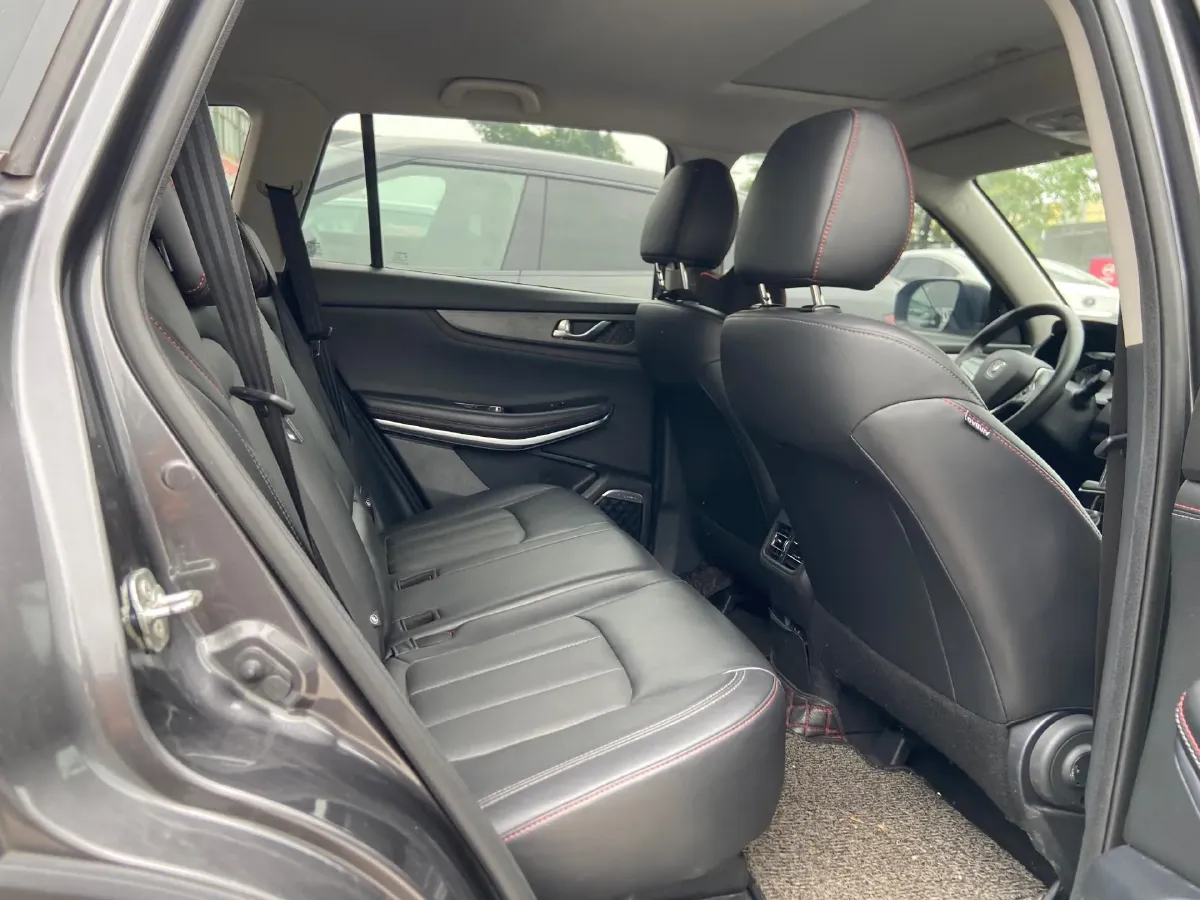 2021 ChangAn CS75 1.5T 178HP L4 7DCT,autocango,china used car exporter,china ev exporter,chinese used car exporter,chinese used ev exporter