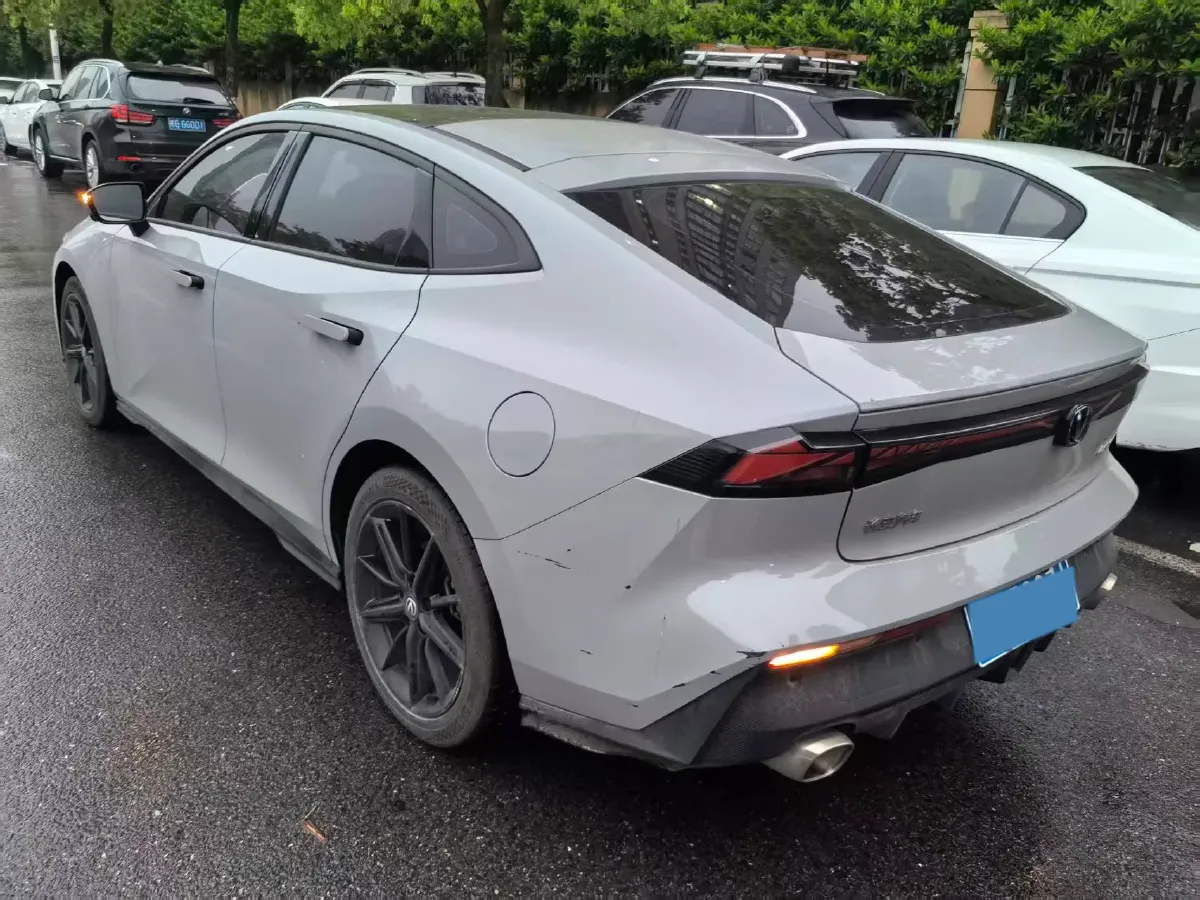 2022 ChangAn UNI-V 1.5T 188HP L4 7DCT,autocango,china used car exporter,china ev exporter,chinese used car exporter,chinese used ev exporter