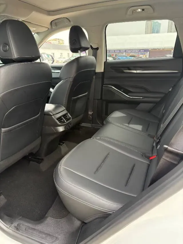 2021 Haval H6 1.5T 169HP L4 7DCT,autocango,china used car exporter,china ev exporter,chinese used car exporter,chinese used ev exporter