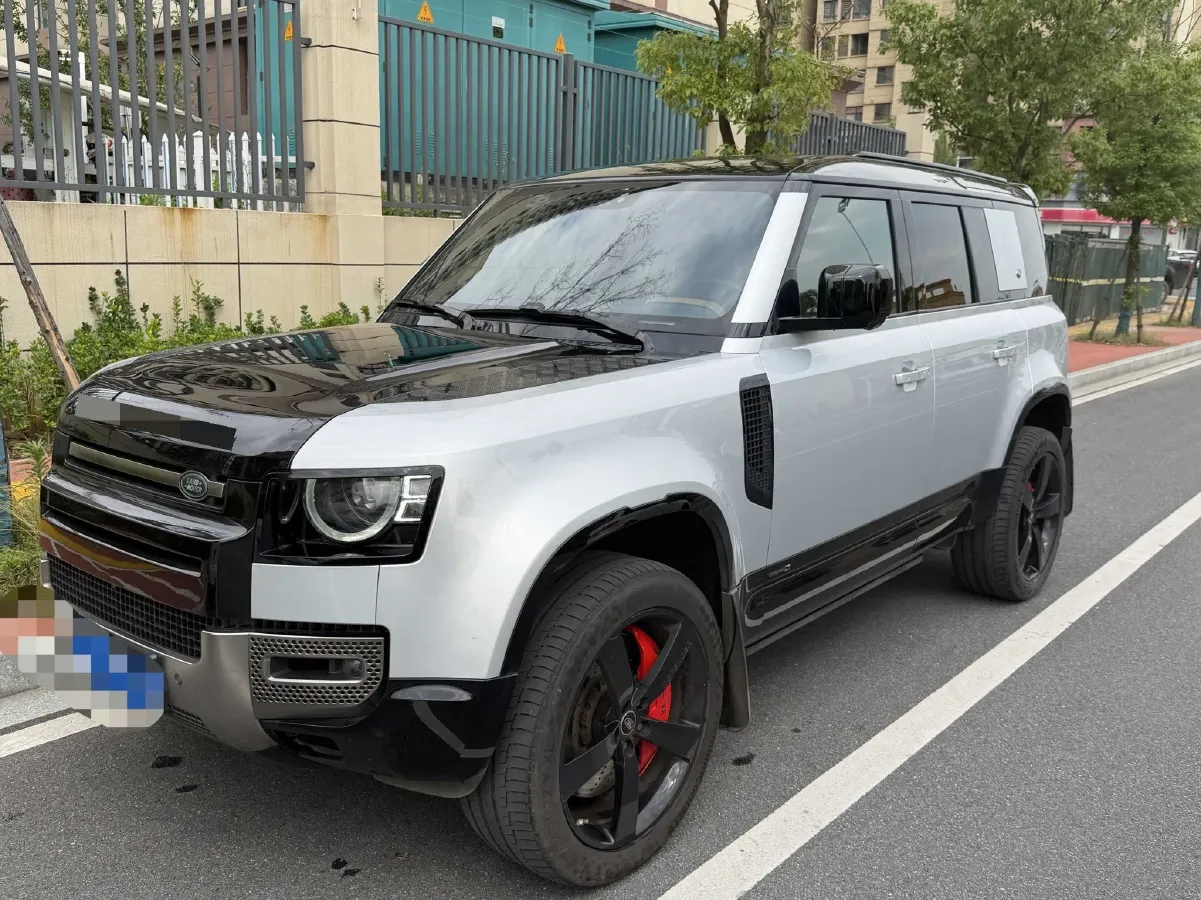 2023 Land Rover Defender 3.0T 400HP L6 8AT,autocango,china used car exporter,china ev exporter,chinese used car exporter,chinese used ev exporter