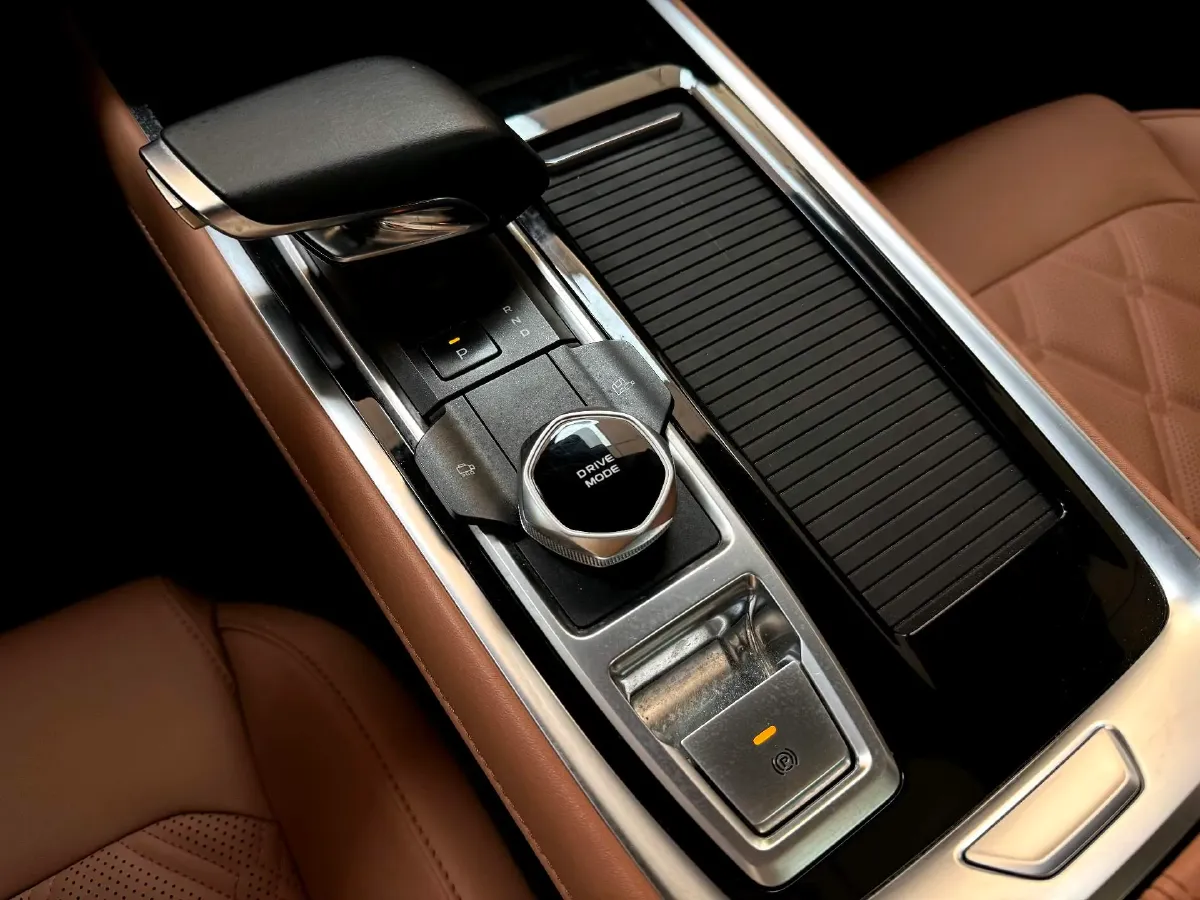 2023 ChangAn QiYuan Q05 Classic 1.5L 110HP L4 E-CVT PHEV 18.99KWH,autocango,china used car exporter,china ev exporter,chinese used car exporter,chinese used ev exporter