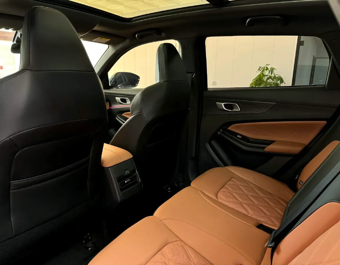 2023 ChangAn QiYuan Q05 Classic 1.5L 110HP L4 E-CVT PHEV 18.99KWH,autocango,china used car exporter,china ev exporter,chinese used car exporter,chinese used ev exporter