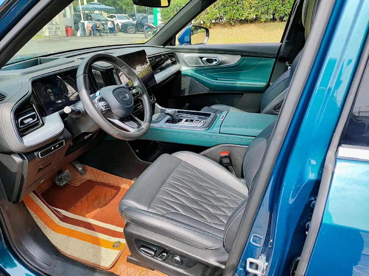 2022 GAC Trumpchi GS8 2.0T 252HP L4 8AT,autocango,china used car exporter,china ev exporter,chinese used car exporter,chinese used ev exporter