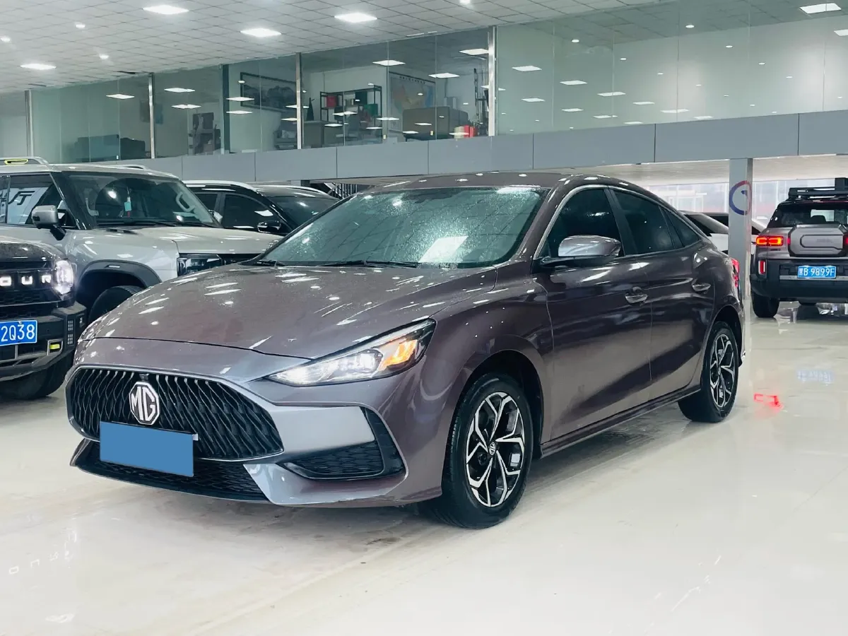 2023 MG 5 1.5L 129HP L4 5MT,autocango,china used car exporter,china ev exporter,chinese used car exporter,chinese used ev exporter