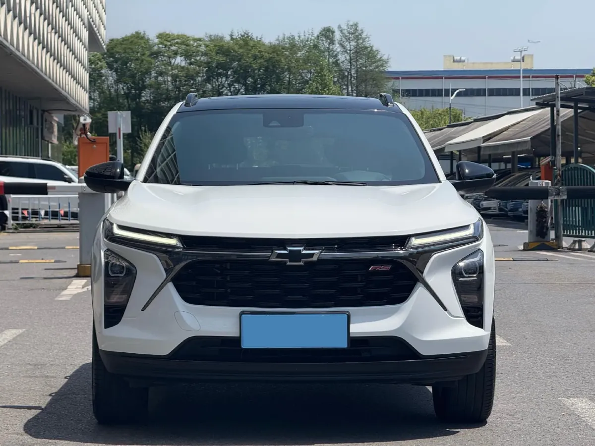2022 Chevrolet Seeker 1.5T 184HP L4 CVT,autocango,china used car exporter,china ev exporter,chinese used car exporter,chinese used ev exporter