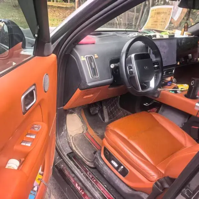 2023 Li L8 Range Extended 154HP REEV 40.9KWH,autocango,china used car exporter,china ev exporter,chinese used car exporter,chinese used ev exporter