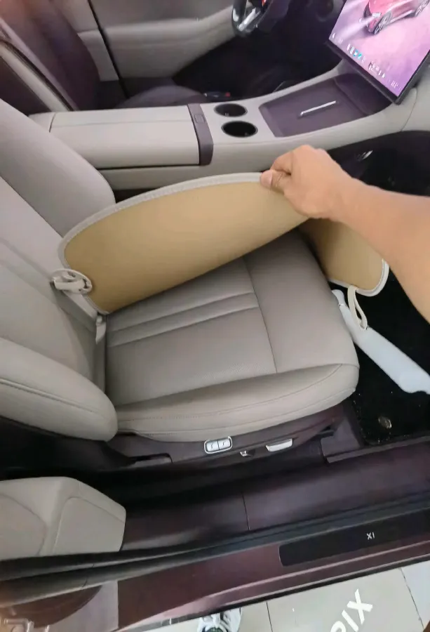 2025 MI YU7 BEV 101.7KWH,autocango,china used car exporter,china ev exporter,chinese used car exporter,chinese used ev exporter