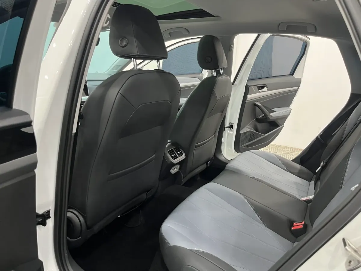 2023 Volkswagen Lavida 1.5L 113HP L4 6AT,autocango,china used car exporter,china ev exporter,chinese used car exporter,chinese used ev exporter