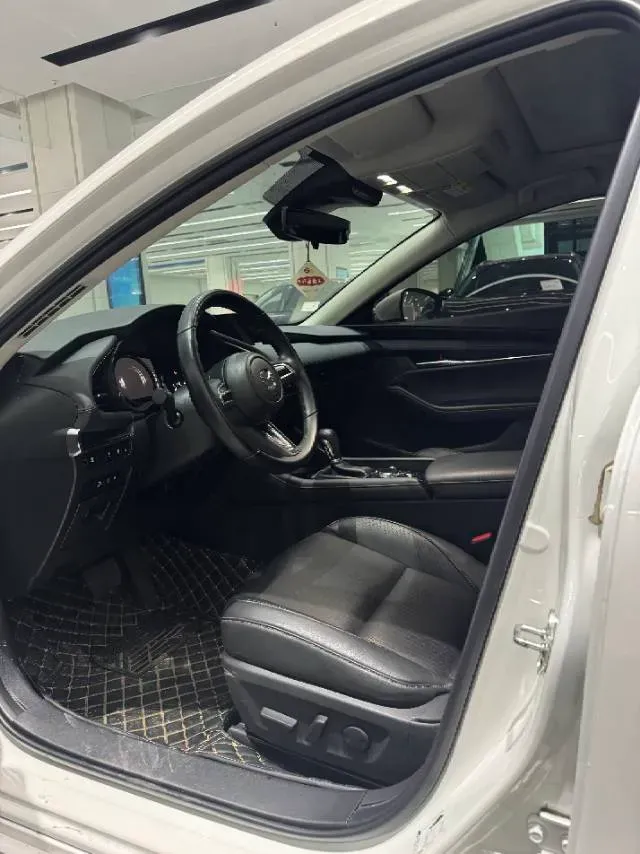 2023 Mazda 3 Axela 2.0L 158HP L4 6AT,autocango,china used car exporter,china ev exporter,chinese used car exporter,chinese used ev exporter