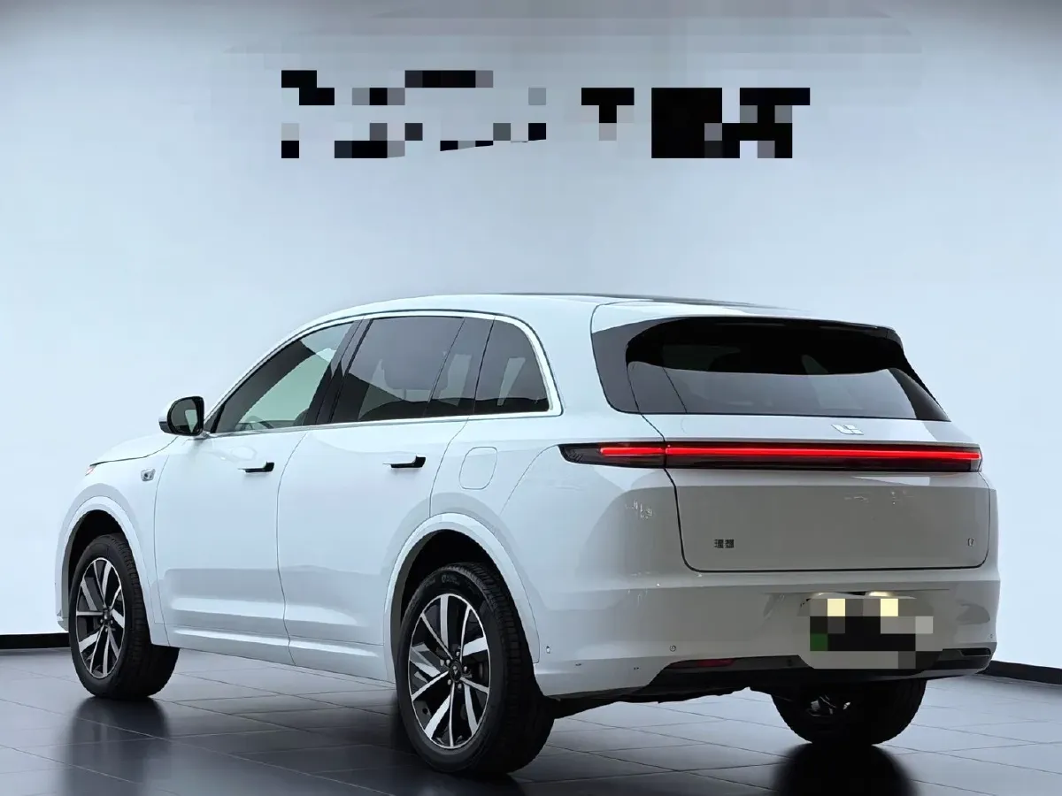 2023 Li L7 Range Extended 154HP REEV 40.9KWH,autocango,china used car exporter,china ev exporter,chinese used car exporter,chinese used ev exporter