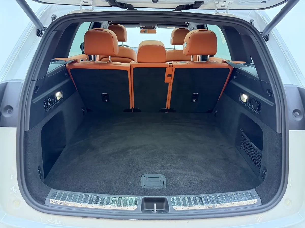 2023 Li L7 Range Extended 154HP REEV 40.9KWH,autocango,china used car exporter,china ev exporter,chinese used car exporter,chinese used ev exporter