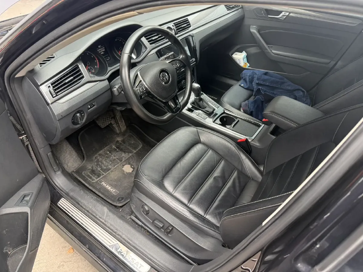 2016 Volkswagen Passat 1.8T 180HP L4 7DCT,autocango,china used car exporter,china ev exporter,chinese used car exporter,chinese used ev exporter