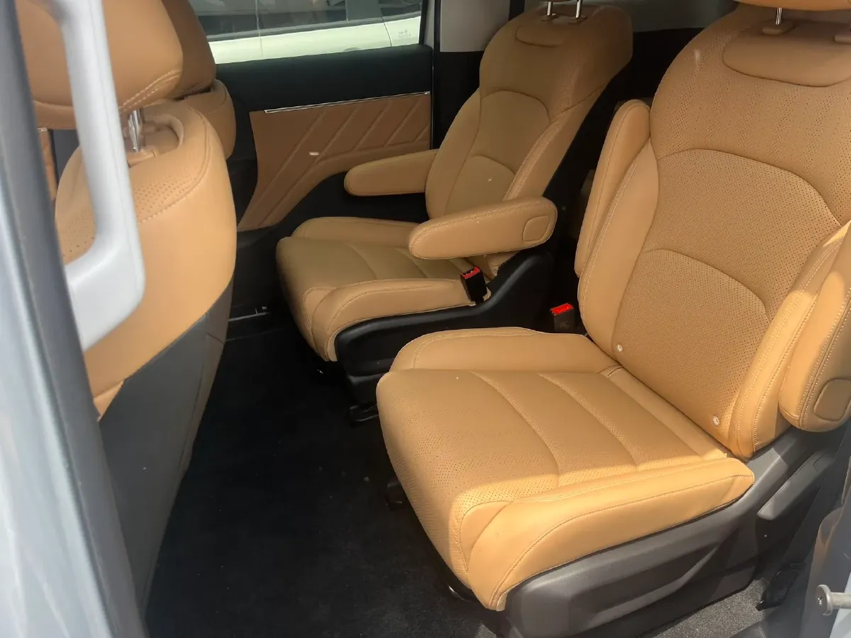 2025 Geely Galaxy L6 1.5L 112HP L4 1DHT PHEV 19.09KWH,autocango,china used car exporter,china ev exporter,chinese used car exporter,chinese used ev exporter
